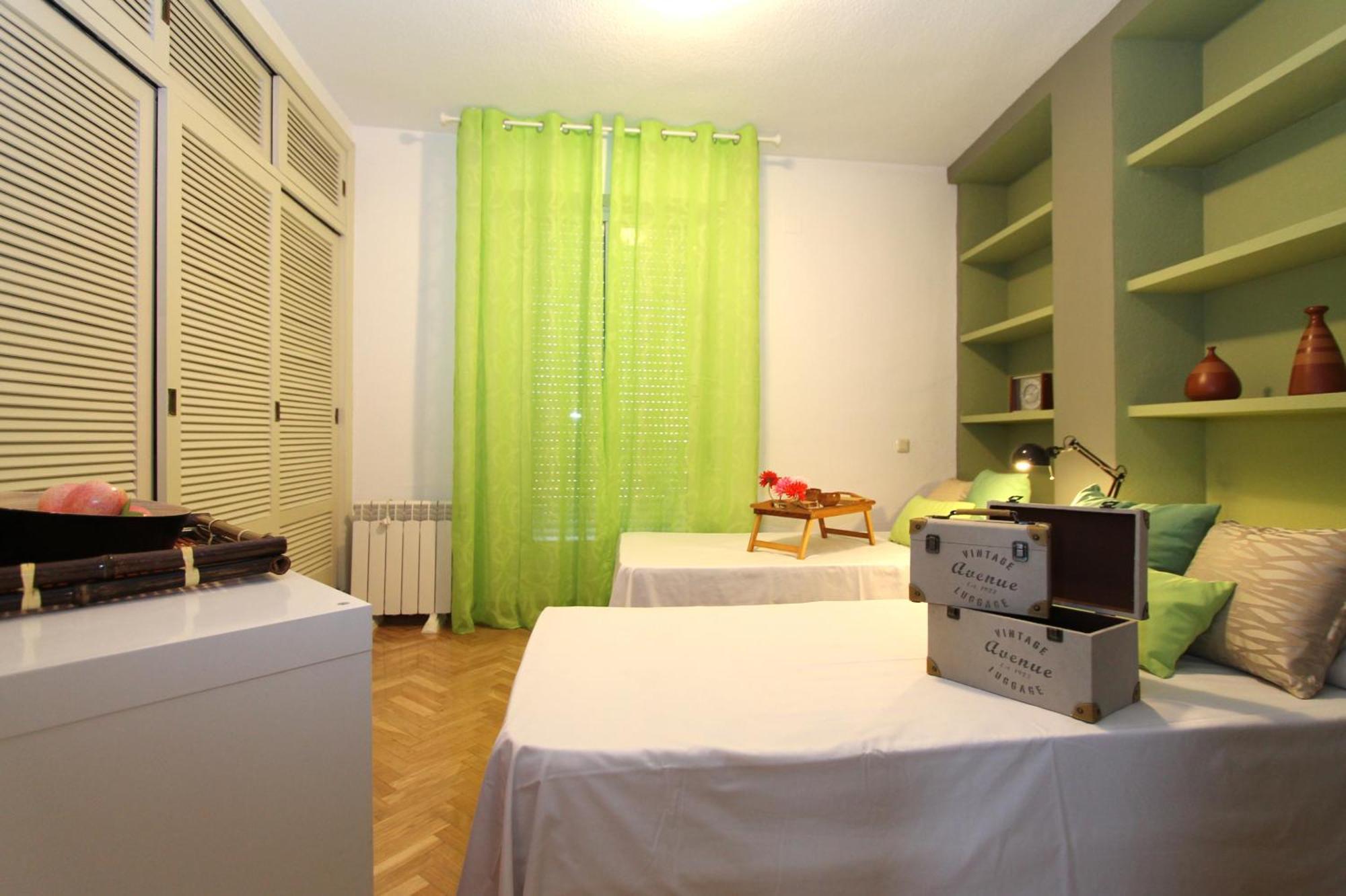 Apartamentos Goyescas Deco มาดริด ห้อง รูปภาพ