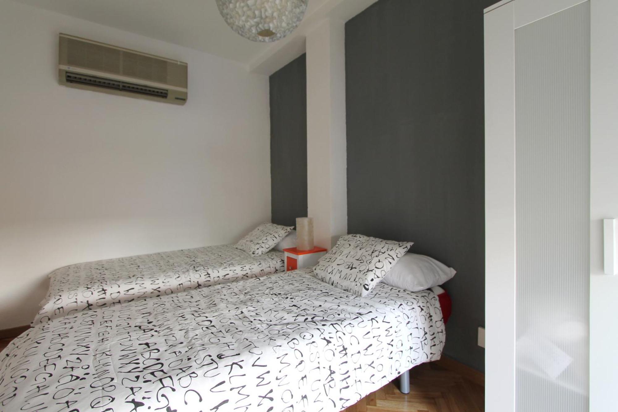 Apartamentos Goyescas Deco มาดริด ห้อง รูปภาพ